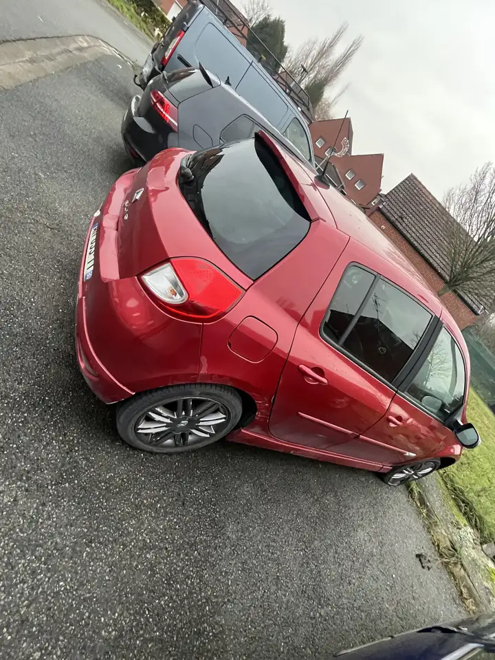Renault Clio 3 GT 1l5 Dci 105 cv
