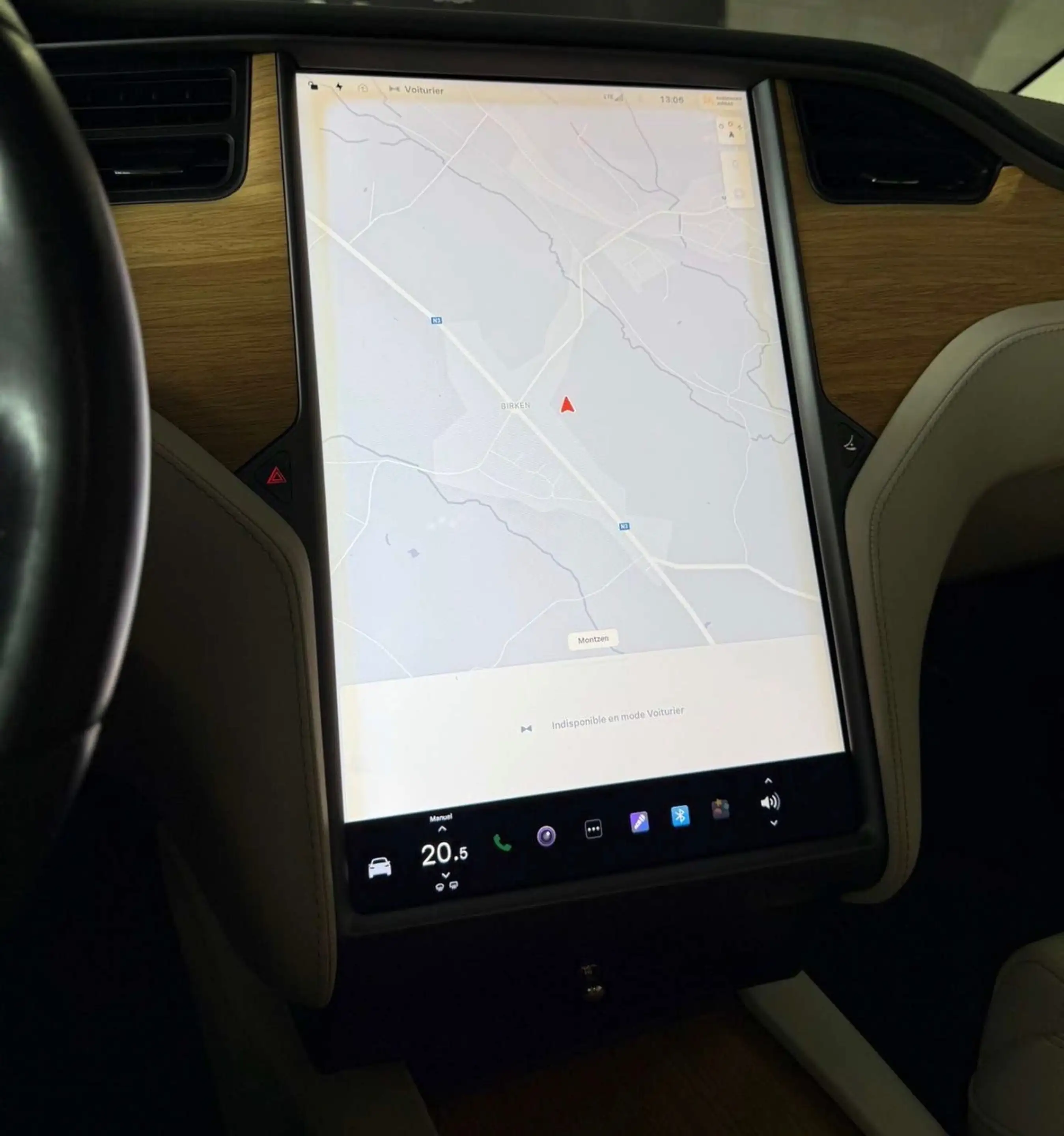 Tesla Model X Model X 75 kWh 7 places — photo 14