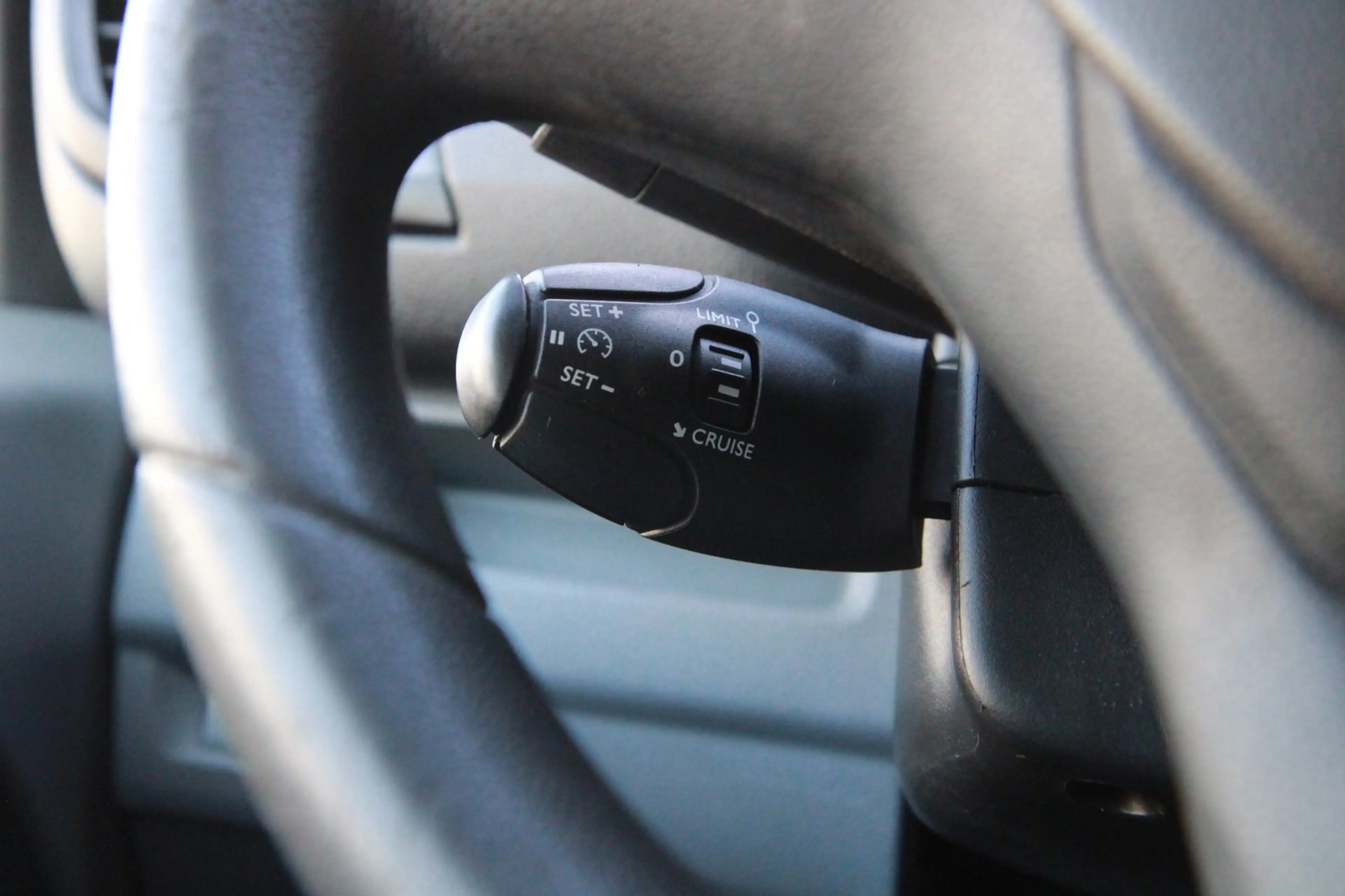Opel Vivaro 2.0 CDTI L3H1 Edition / Imperiaal / Camera / Trekh — photo 15