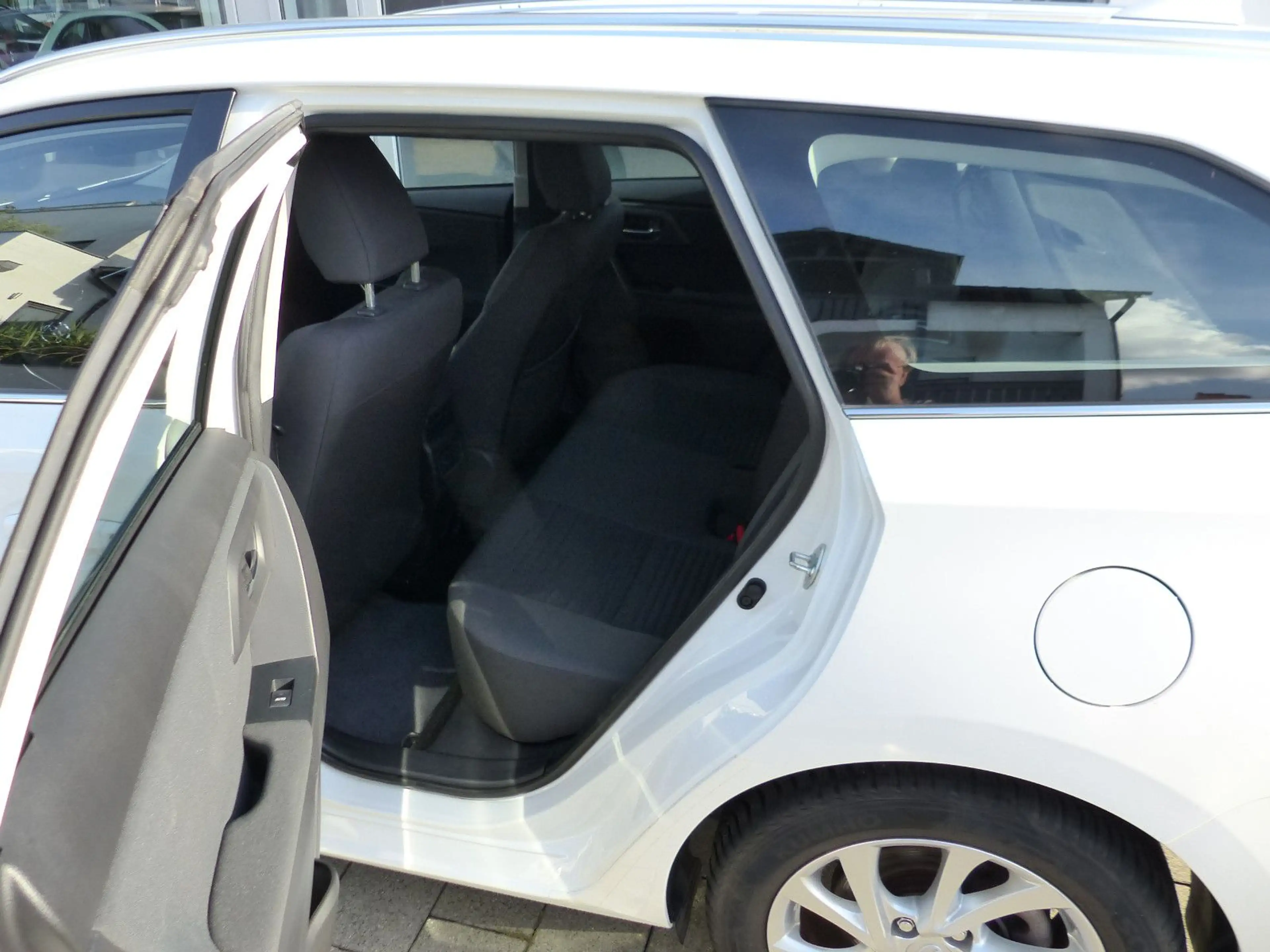 Toyota Auris 1,2 Comfort — photo 11