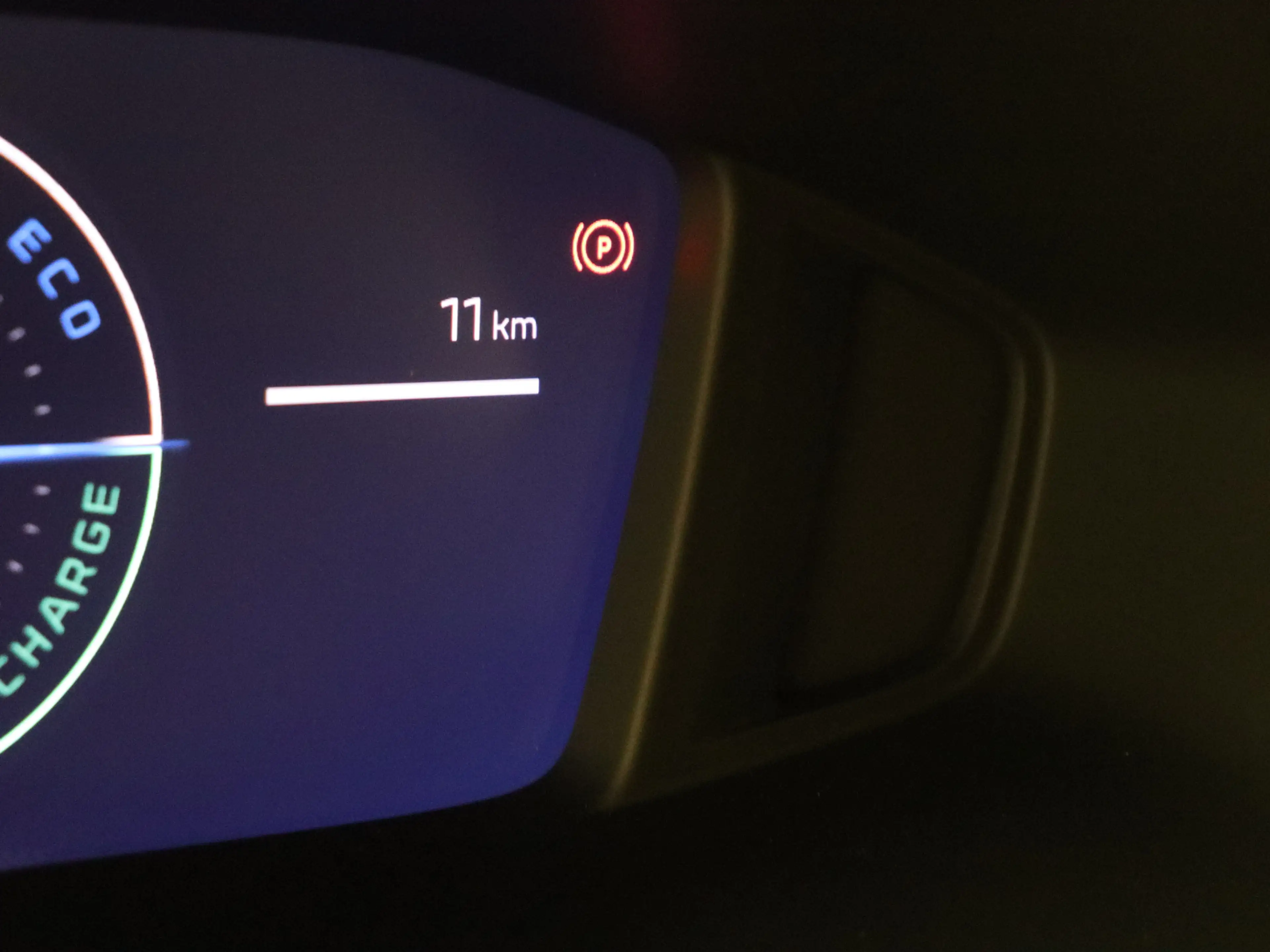 Peugeot e-208 EV Allure 50 kWh YP — photo 9
