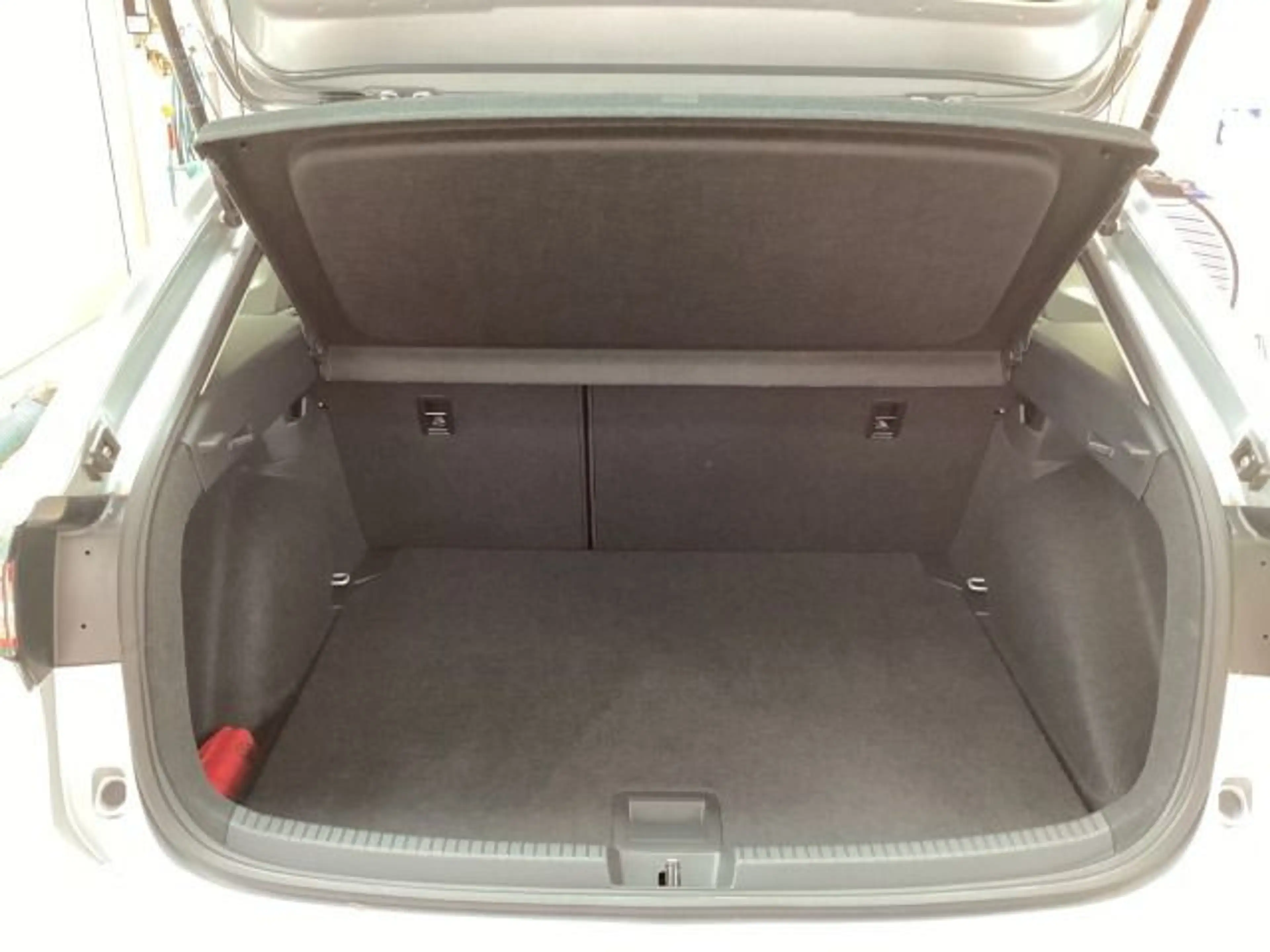 Volkswagen Taigo 1.0 TSI DSG Life Sitzhzg Kamera LED — photo 6