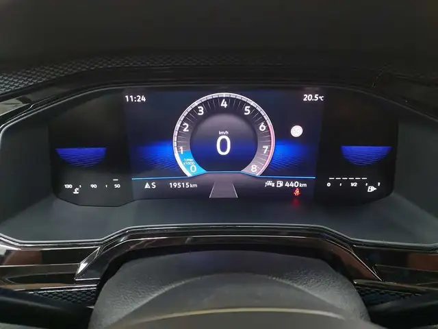 Volkswagen Polo view 10
