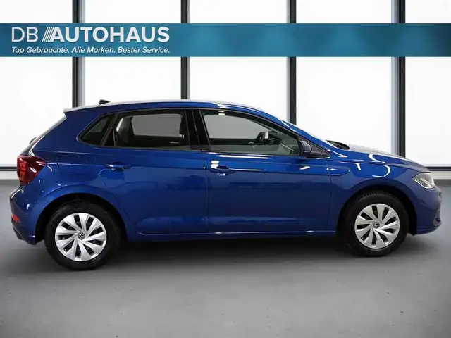 Volkswagen Polo view 3