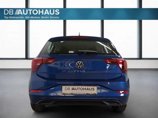 Volkswagen Polo view 5