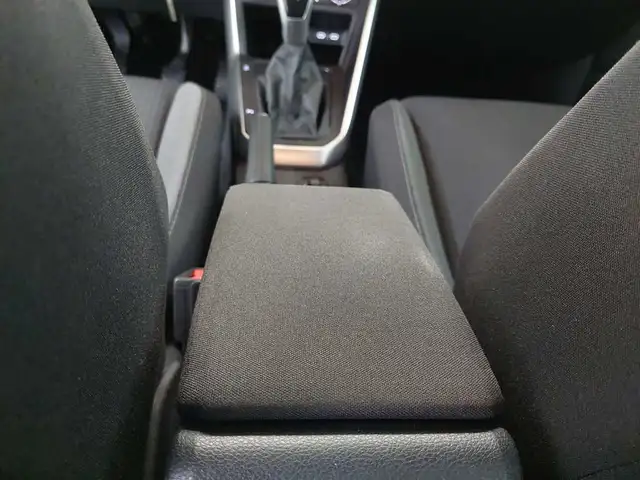 Volkswagen Polo view 26
