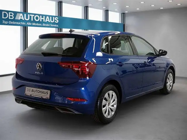 Volkswagen Polo view 4