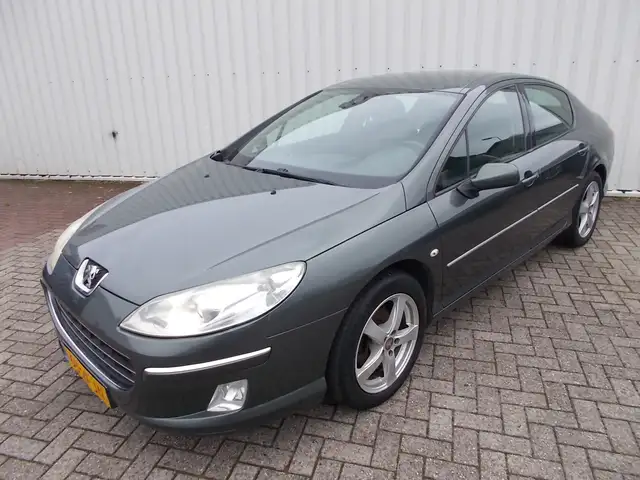 Peugeot 407
