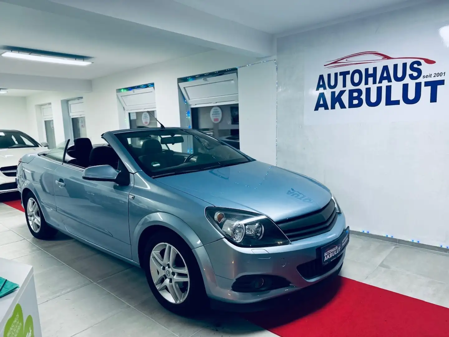 Opel Astra Edition*Finanzierung+Garantie+Inspektion+Tüv* Blauw - 1