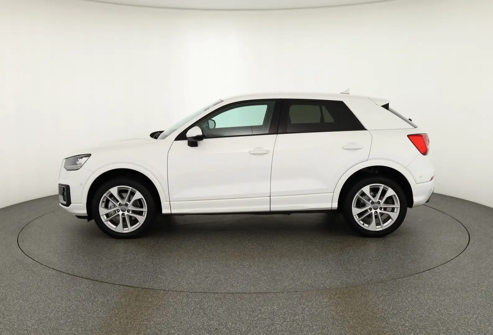 Audi Q2 1.4 TFSI sport s-tronic Navi Kamera Spurhalte Weiß - 2