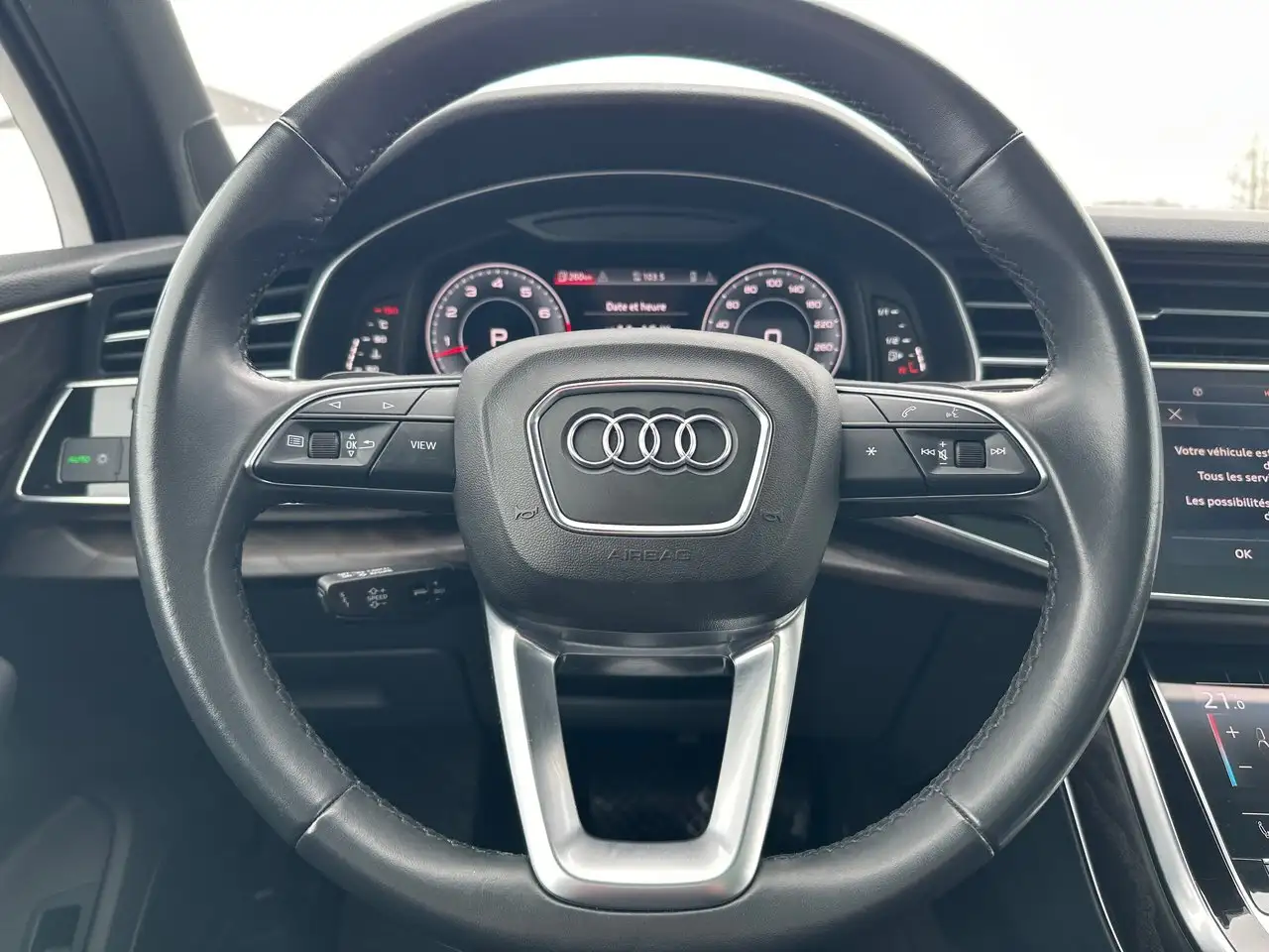 Audi Q7 снимка Audi Q7