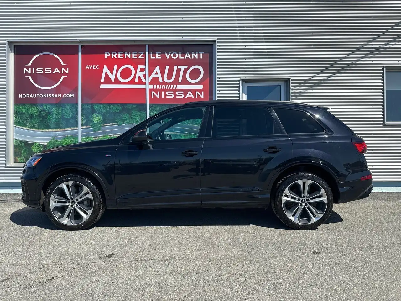 Audi Q7 снимка Audi Q7