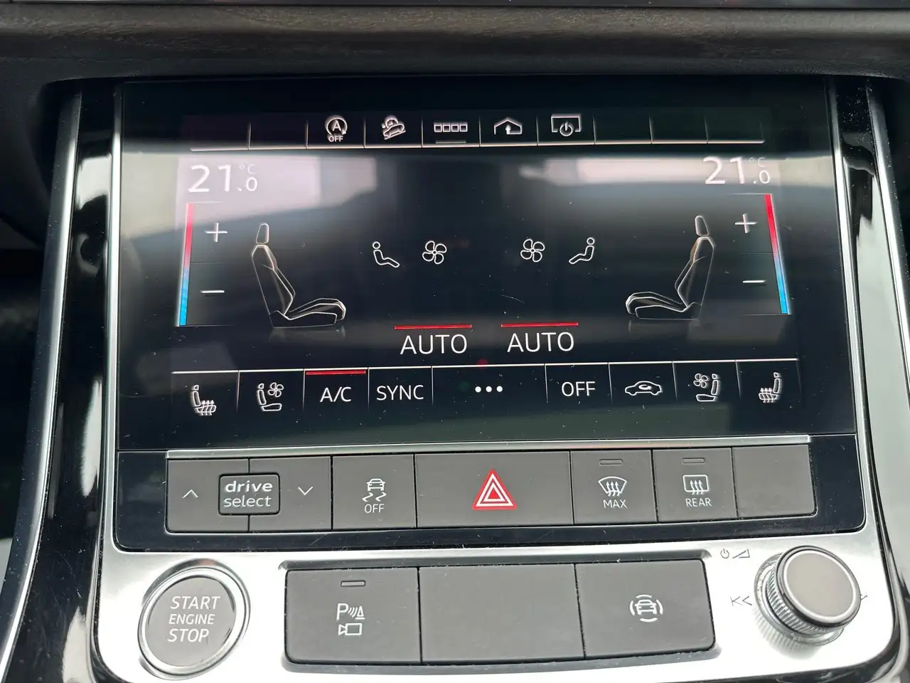 Audi Q7 снимка Audi Q7