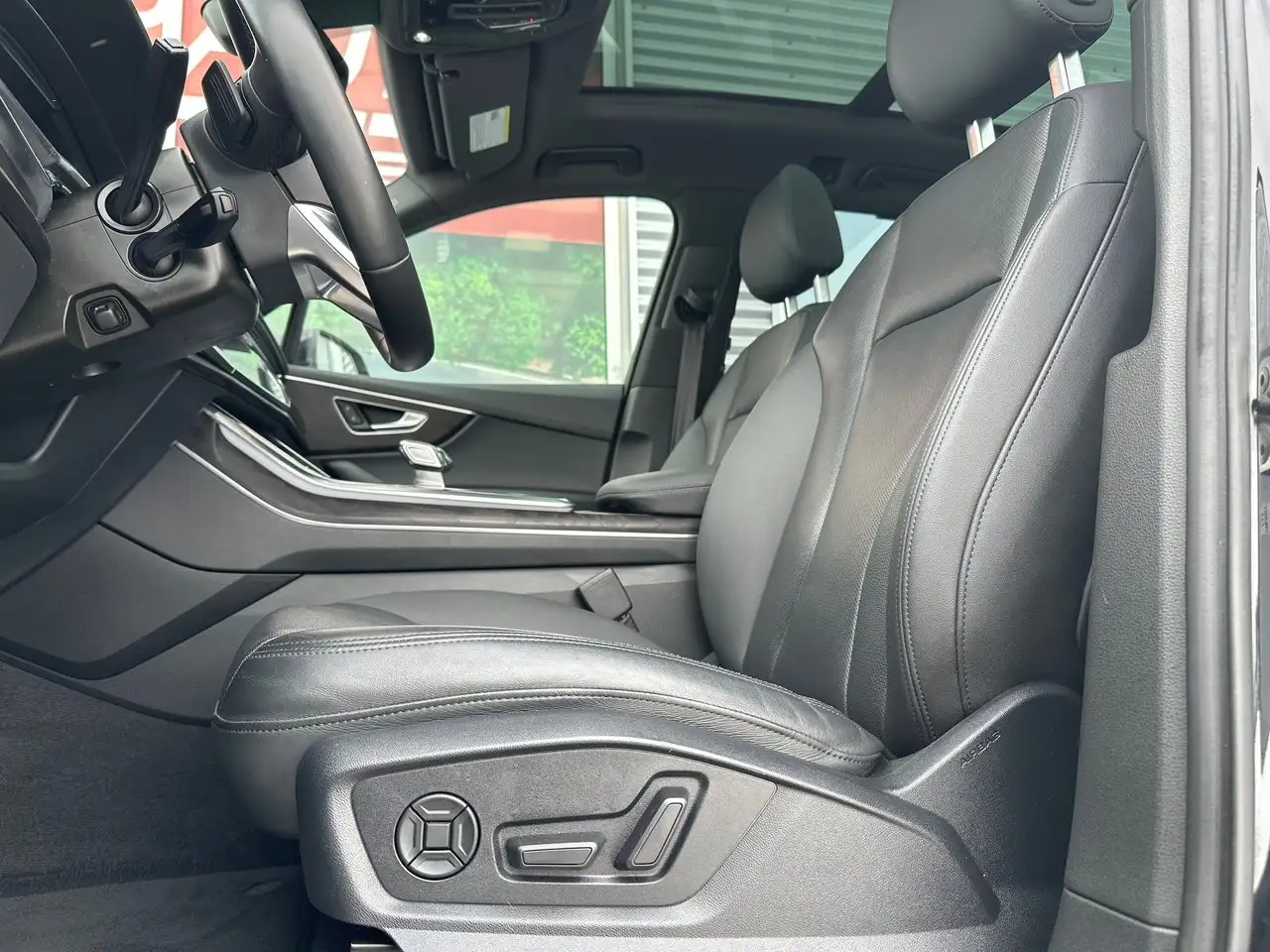 Audi Q7 снимка Audi Q7