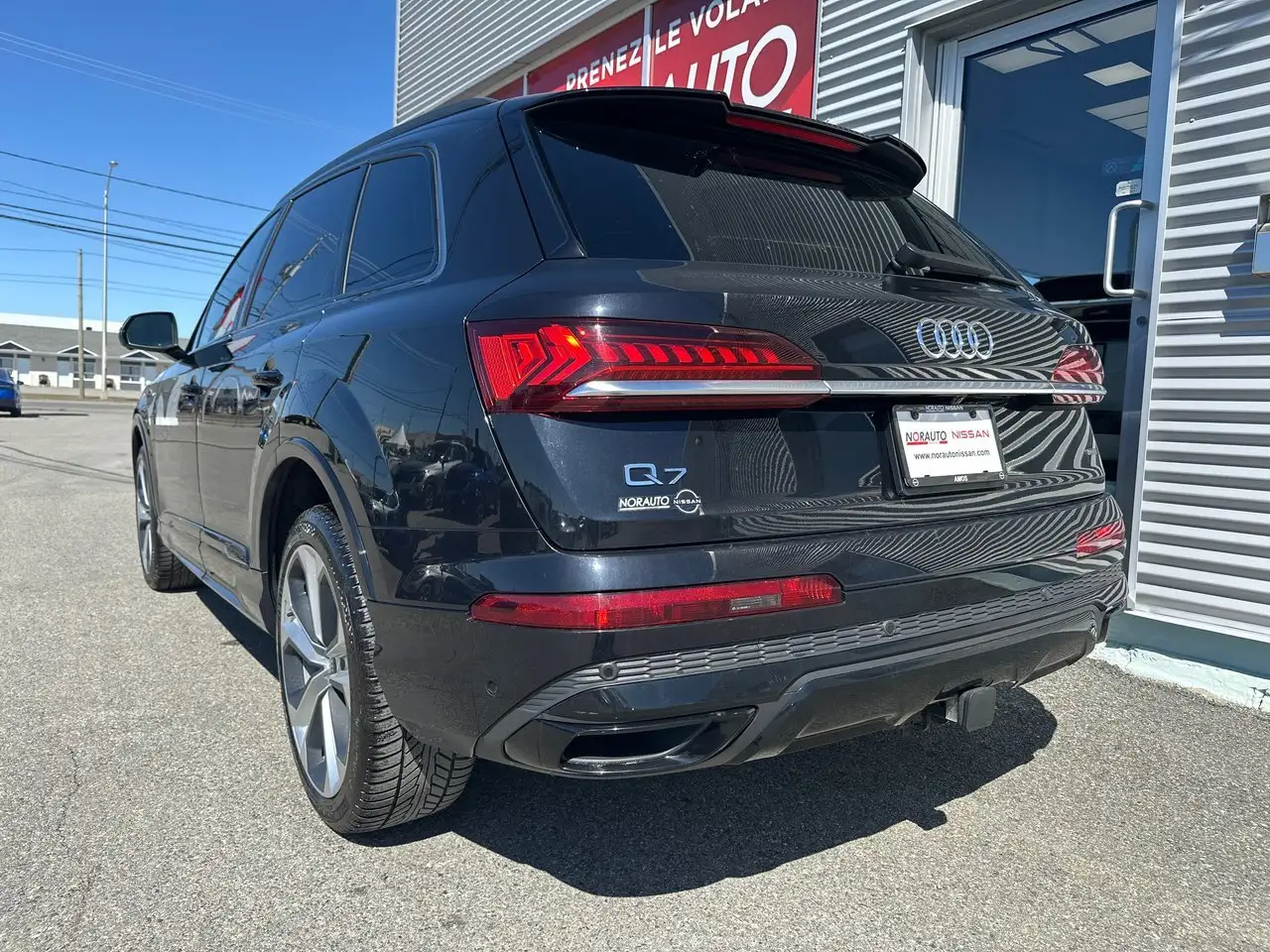 Audi Q7 снимка Audi Q7
