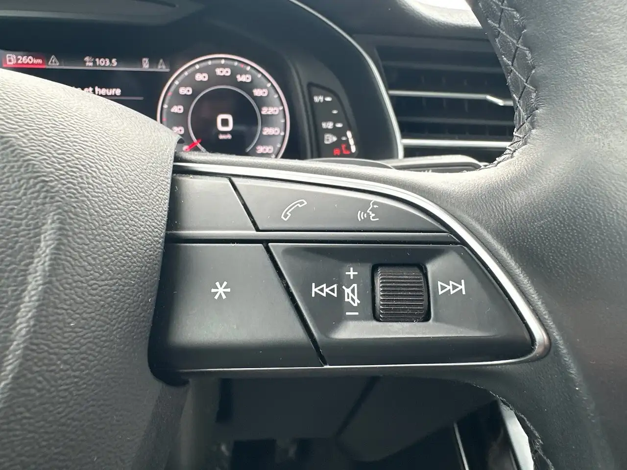 Audi Q7 снимка Audi Q7