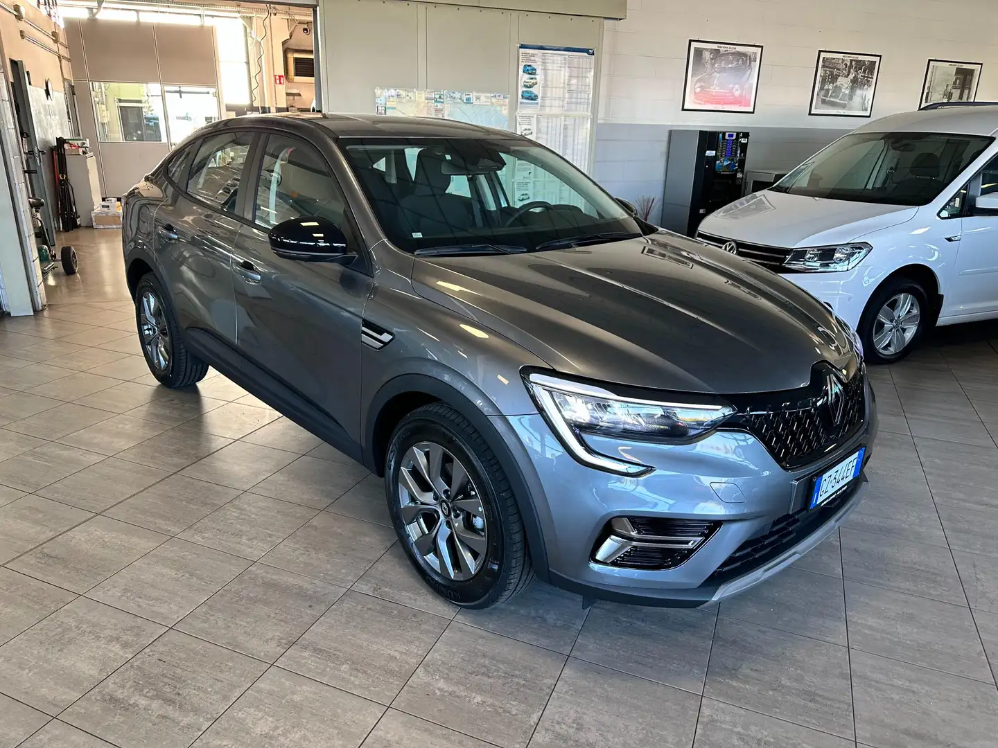 Renault Arkana 1.3 mild hybrid Evolution 140cv edc - 1