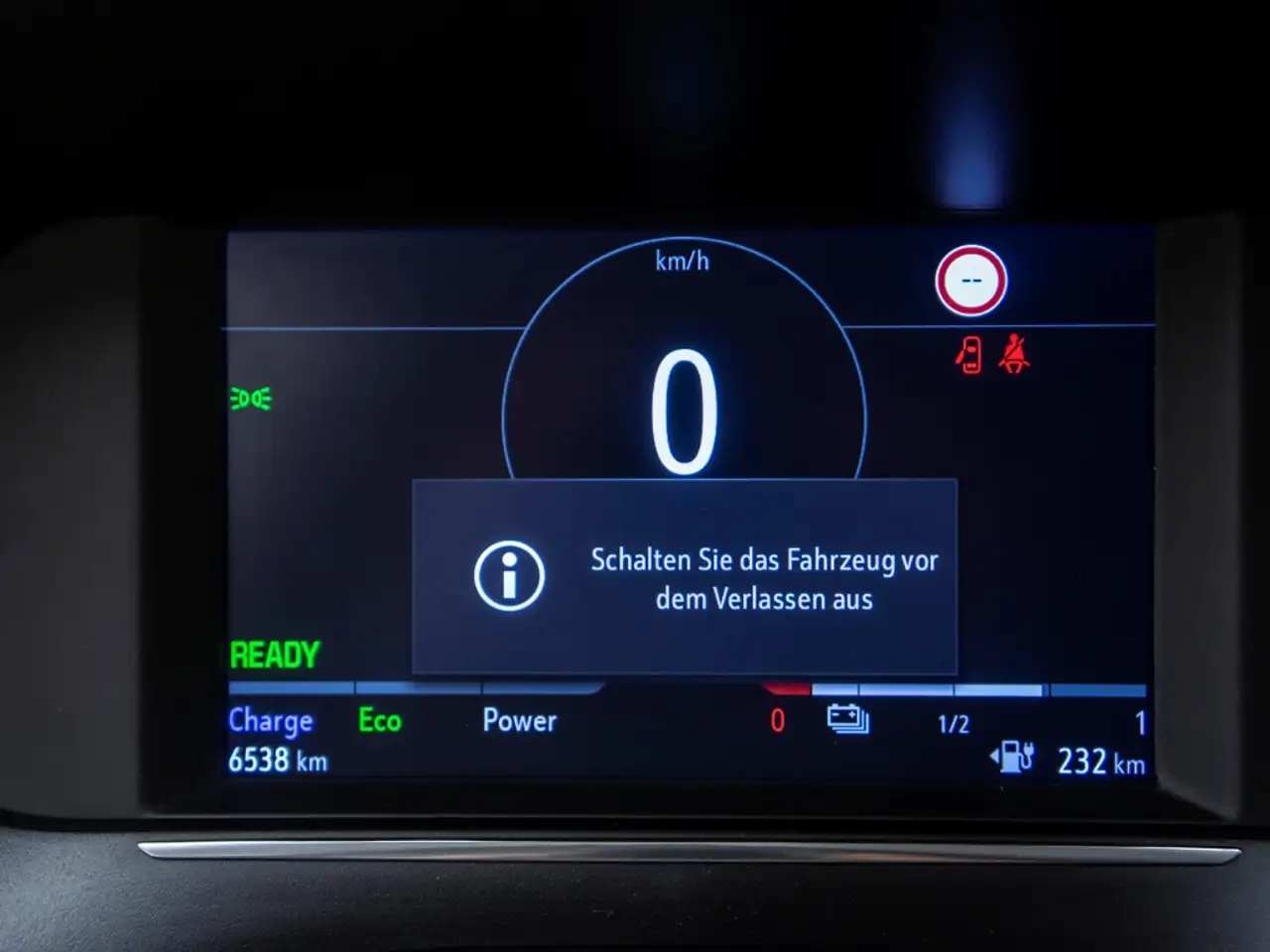 Opel Corsa-e F e Elegance PDC Kamera Apple CarPlay (107) 28