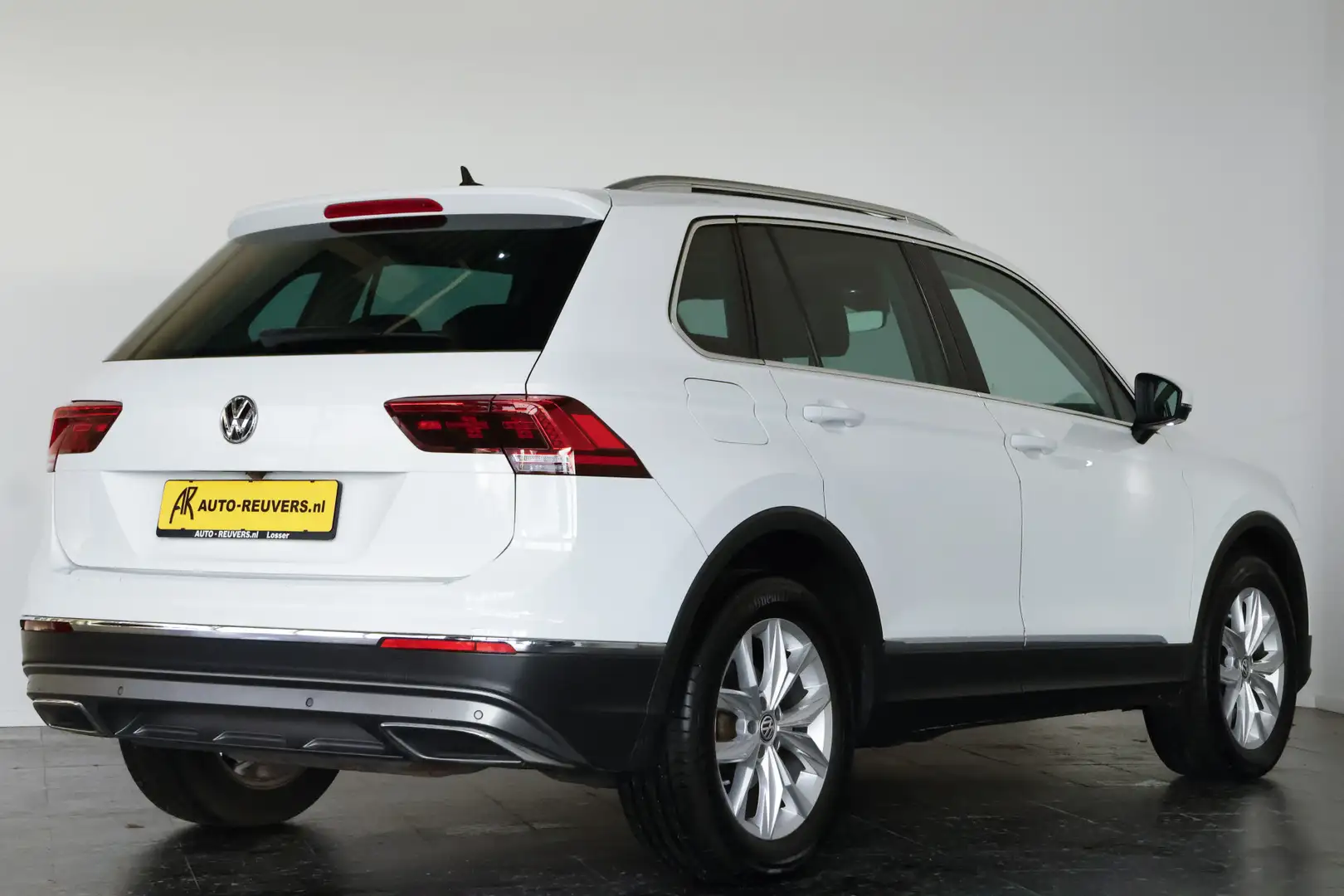 Volkswagen Tiguan 2.0 TSI 4Motion Highline / DSG / Panoramadak / ACC Blanco - 2