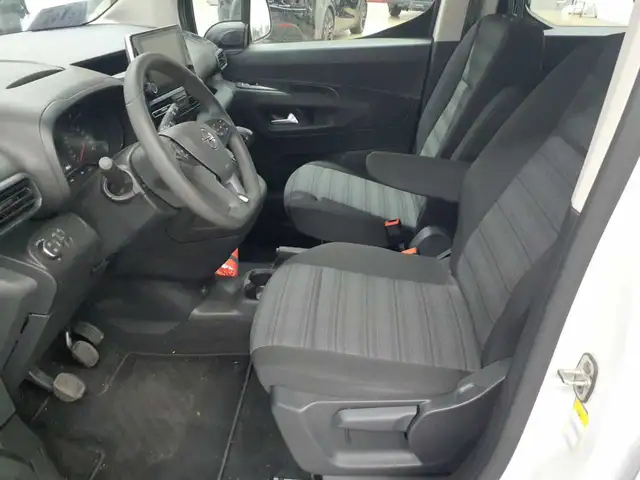 Opel Combo view 7
