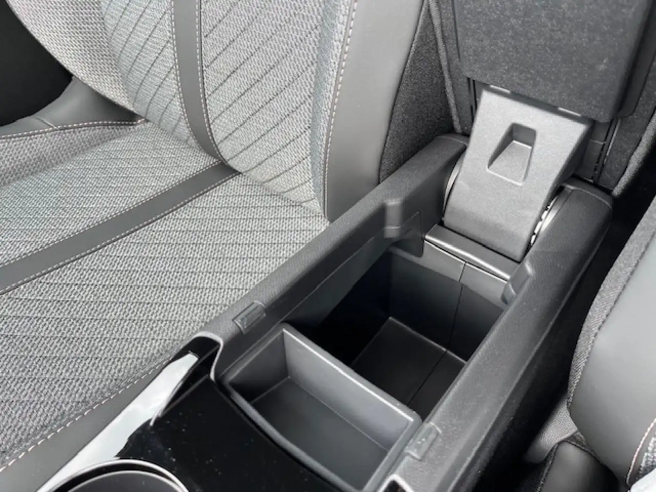 Peugeot 2008 2008 — photo 18