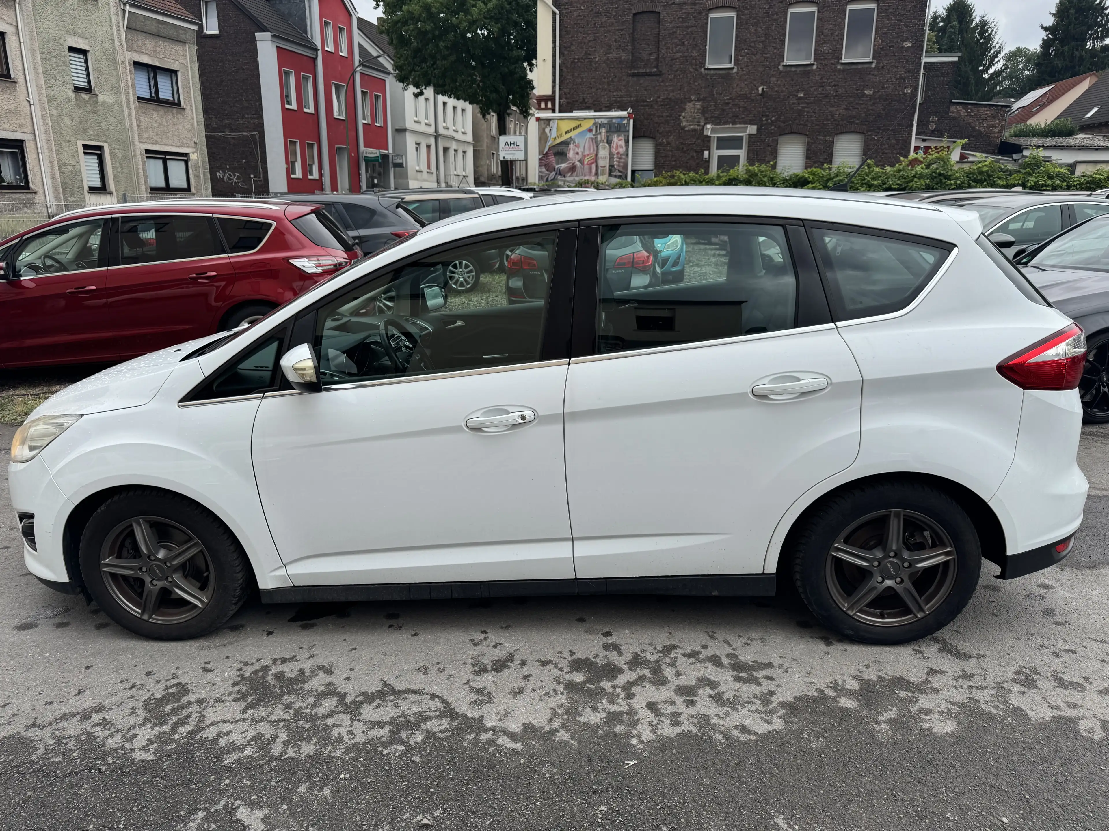 Ford C-Max Titanium — photo 7