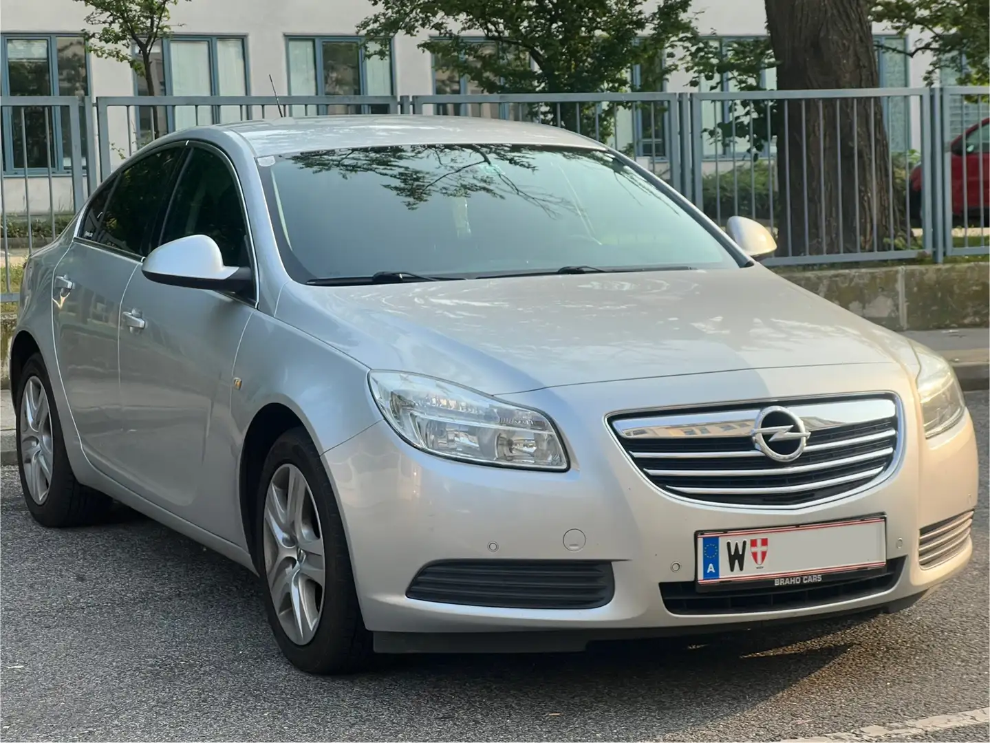 Opel Insignia 2,0 CDTI *Finanzierung ohne Anzahlung* Silber - 2