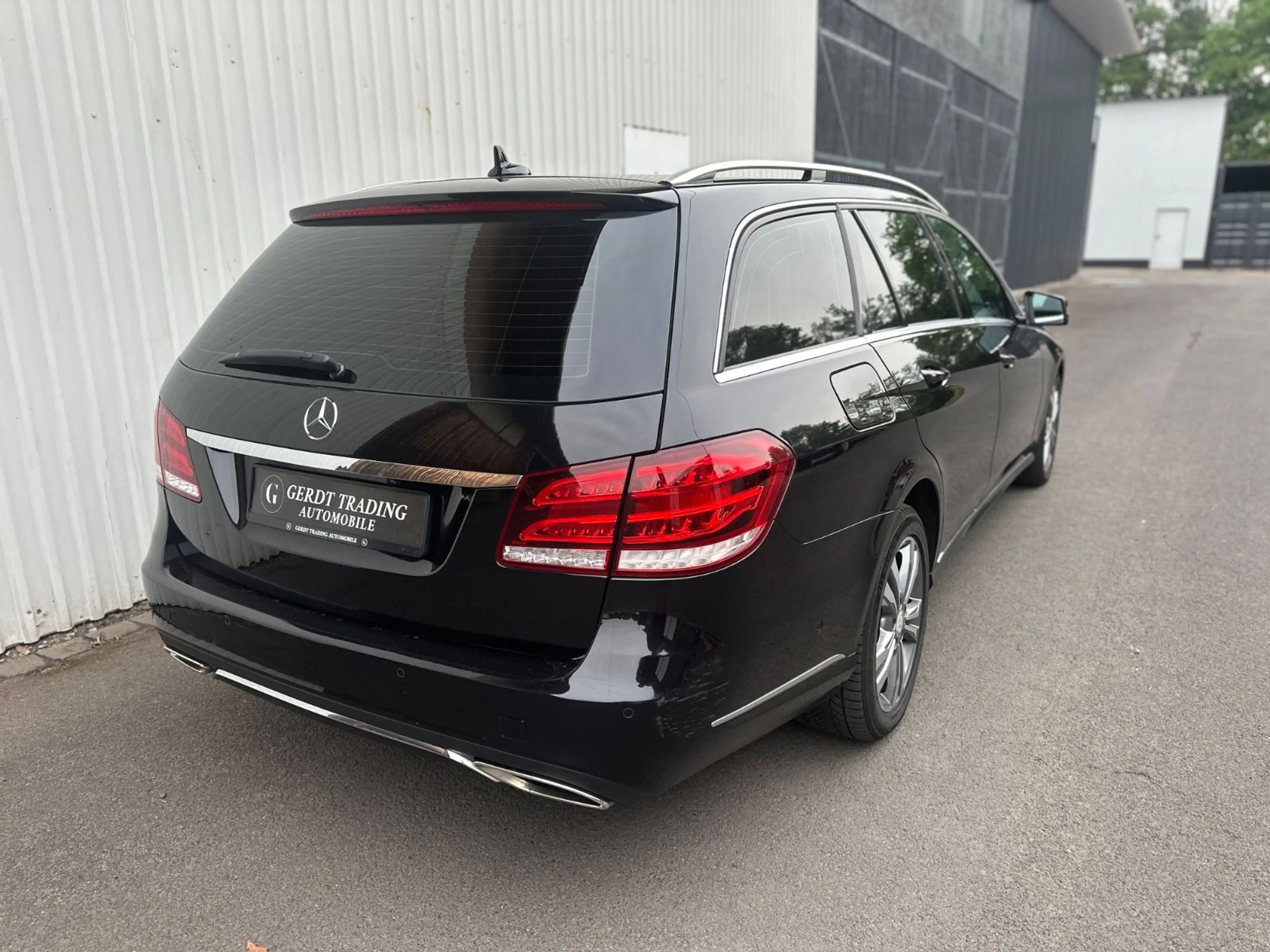 Mercedes-Benz E 220 T-Modell, Lenkass.SH, Spurass — photo 7