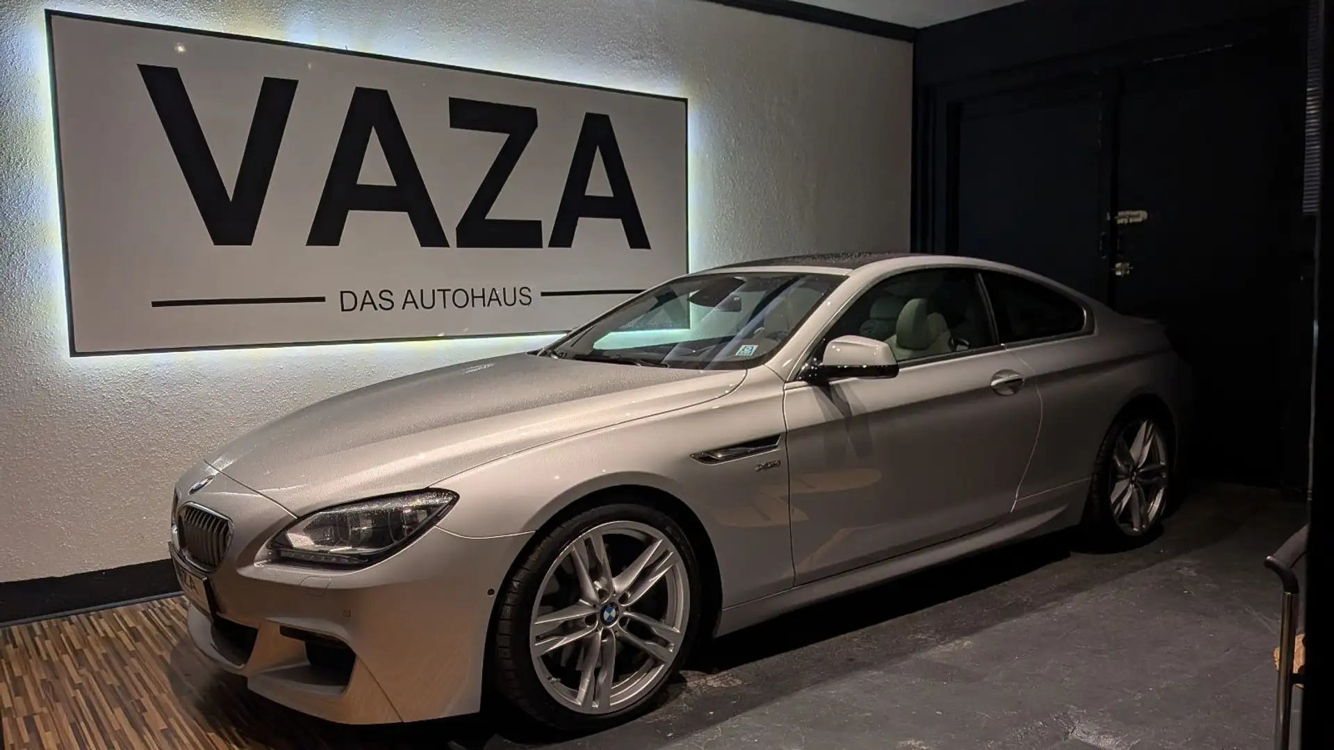 BMW 650 i xDrive 2.JAHRE GARANTIE+MOTOR NEU+M-PAKET Silber - 1