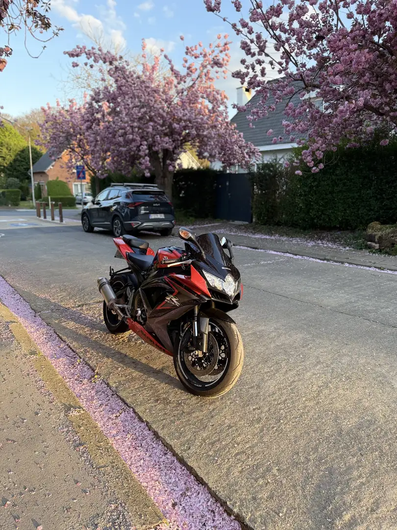 Suzuki GSX-R 750 - 1