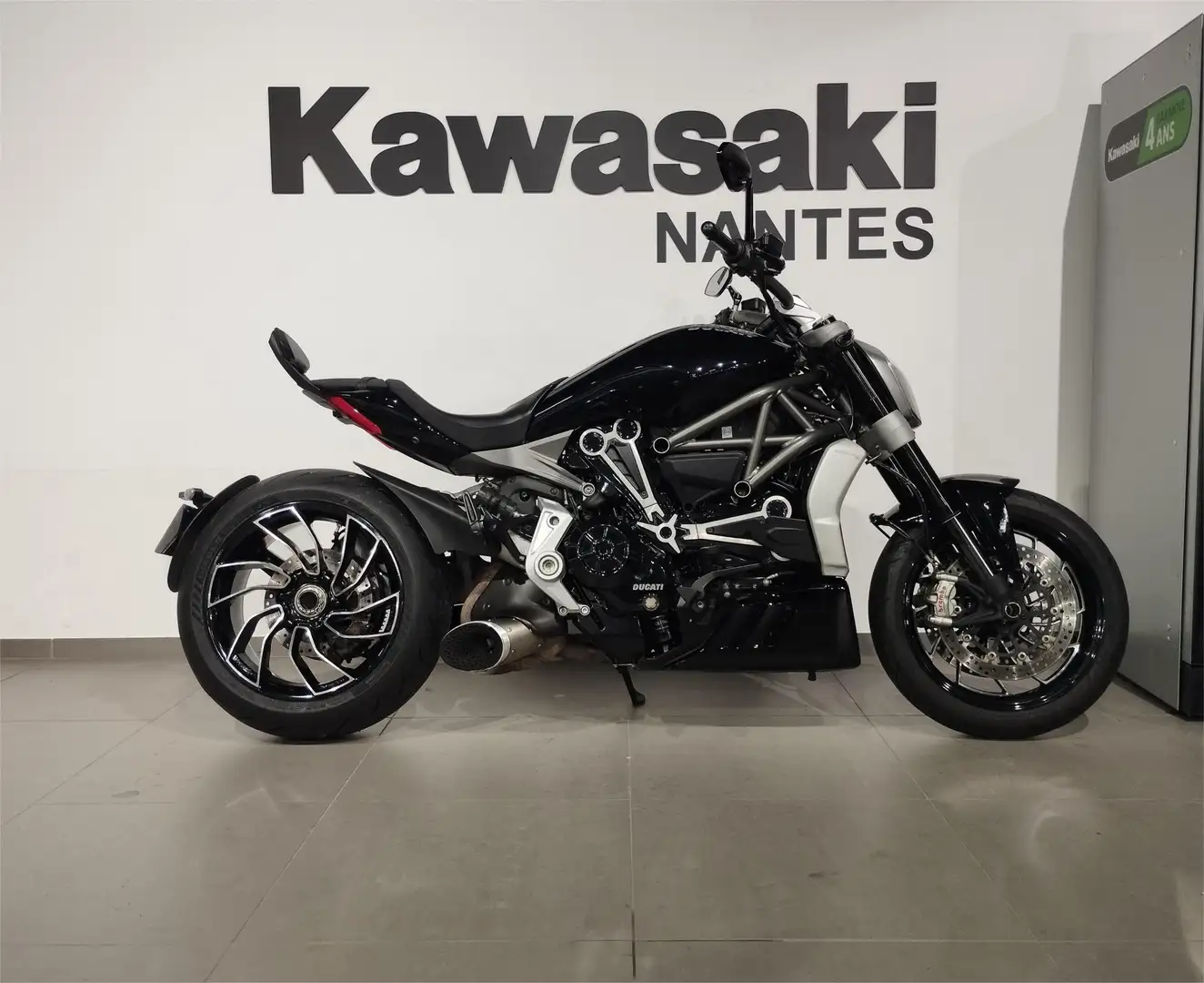 Ducati XDiavel Noir - 2
