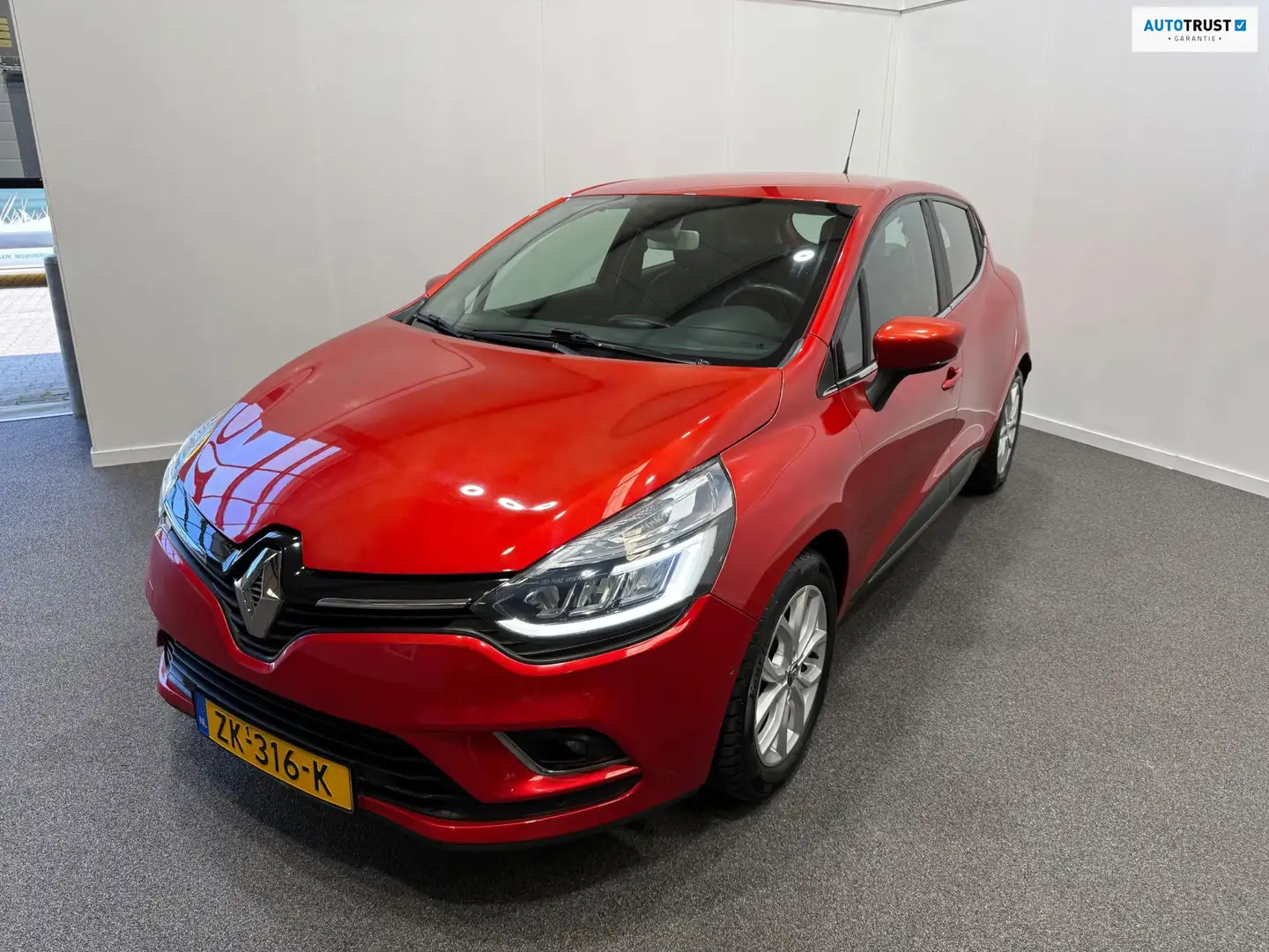 Renault Clio 0.9 TCe Bose Rot - 1