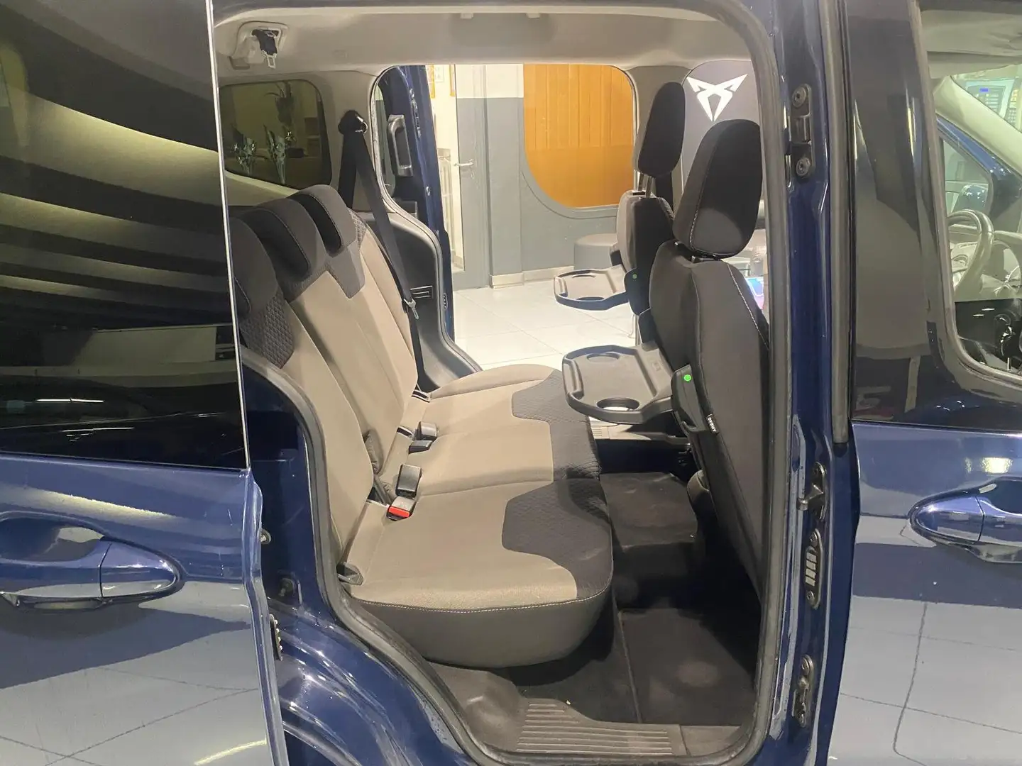 Ford Tourneo Courier Blauw - 2