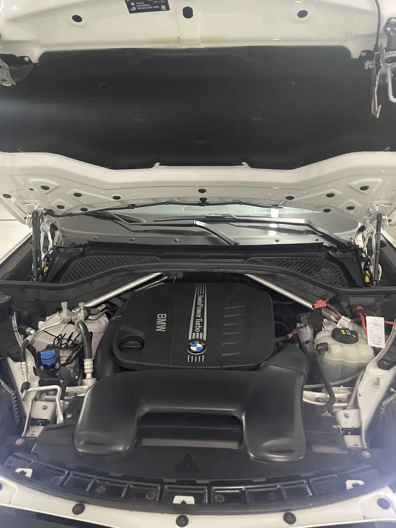 BMW X6 xDrive30d Weiß - 2