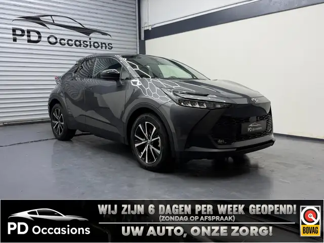Toyota C-HR 2.0 Plug-in Dynamic 220 Executive Stuur & Stoelver