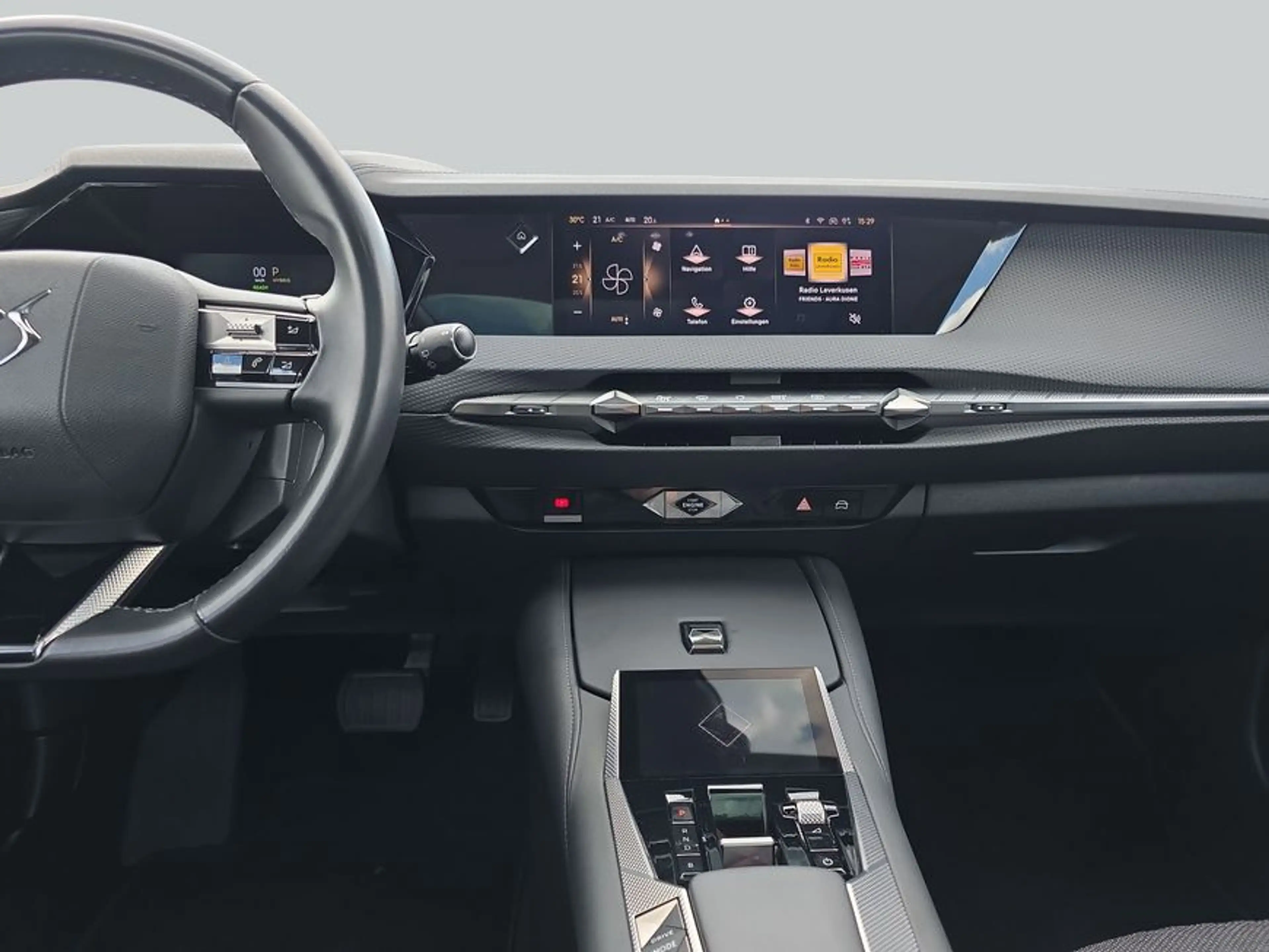 Citroen DS4 E-TENSE 225 TROCADERO RIVOLI + SCHIEBEDACH — photo 15