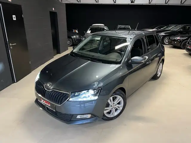 Skoda Fabia 1.0 TSI  DSG *CARPLAY*SIEGES CHAUF*LED*GARANTIE*