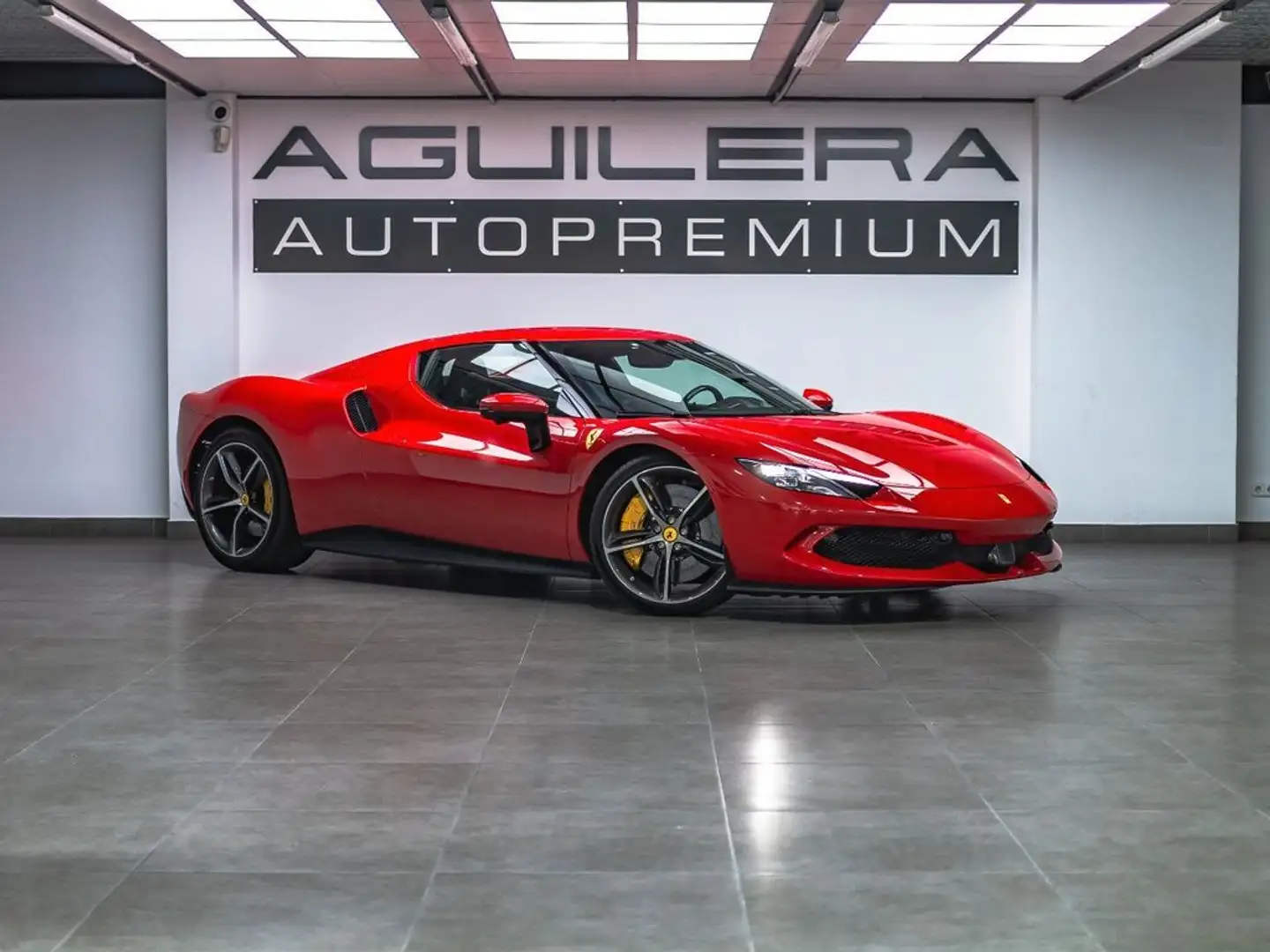 Ferrari 296 GTB 3.0 V6 T Rot - 1