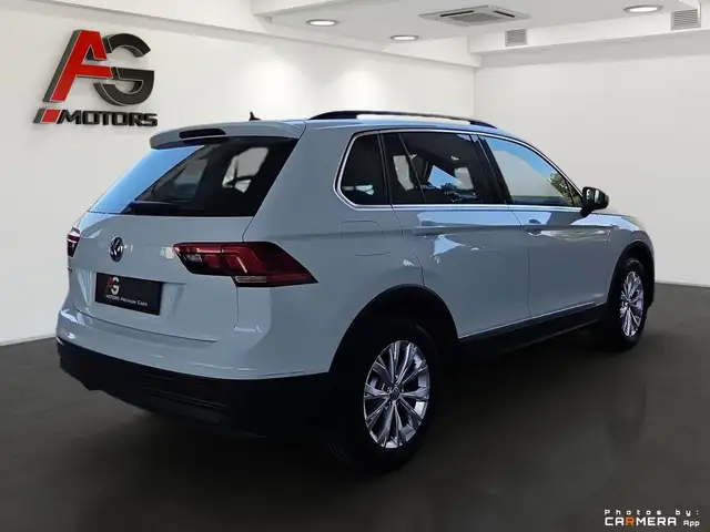 Volkswagen Tiguan view 5