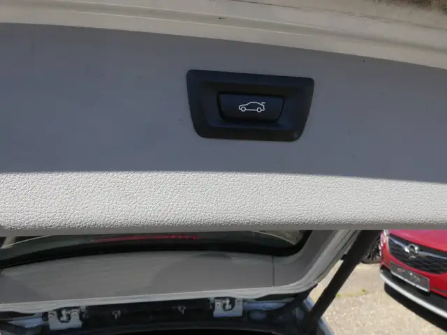 BMW I view 9