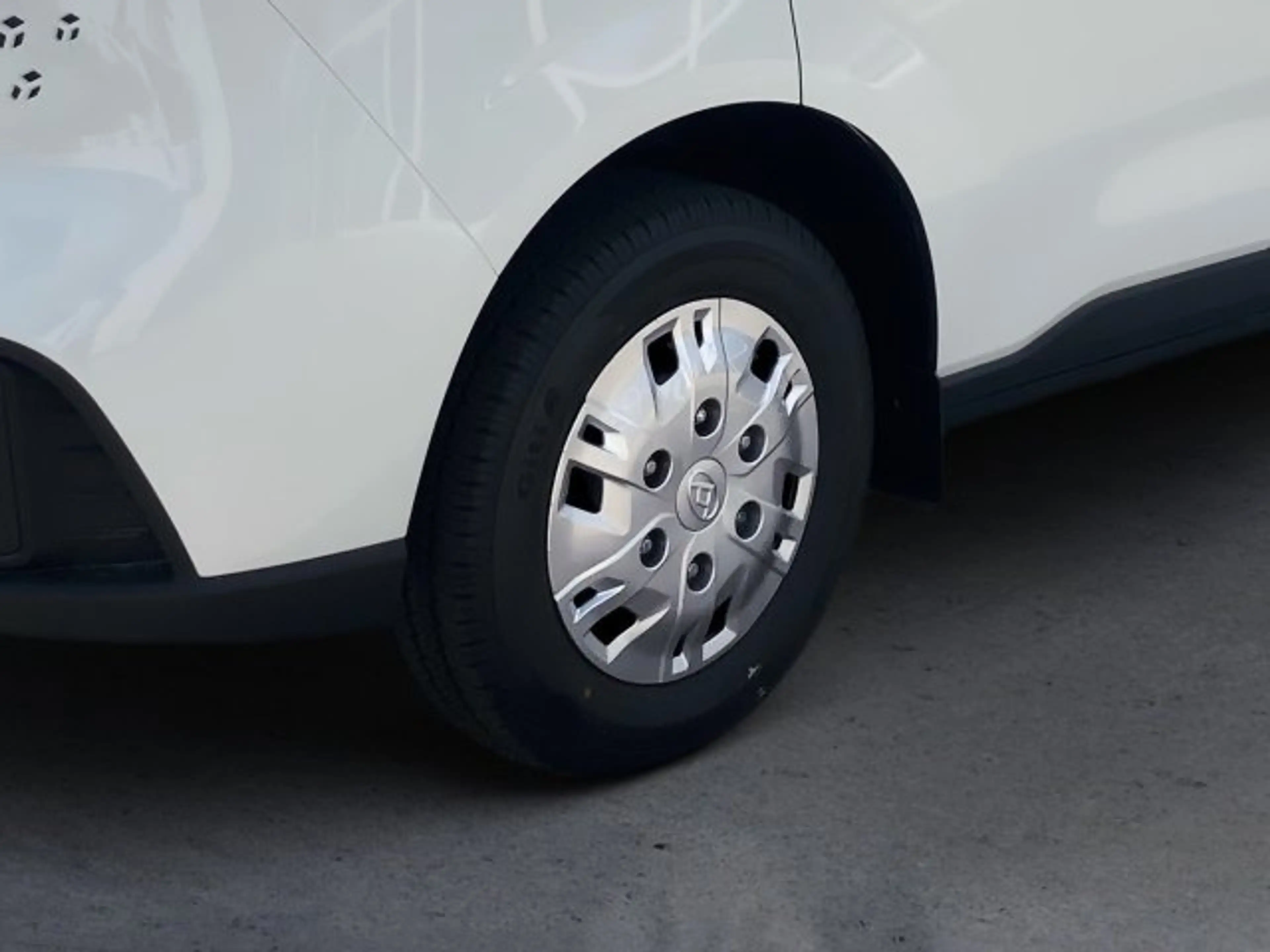Maxus Deliver 9 DEL7 Deliver 7 L1H1 MY26 d7l1h1 — photo 6