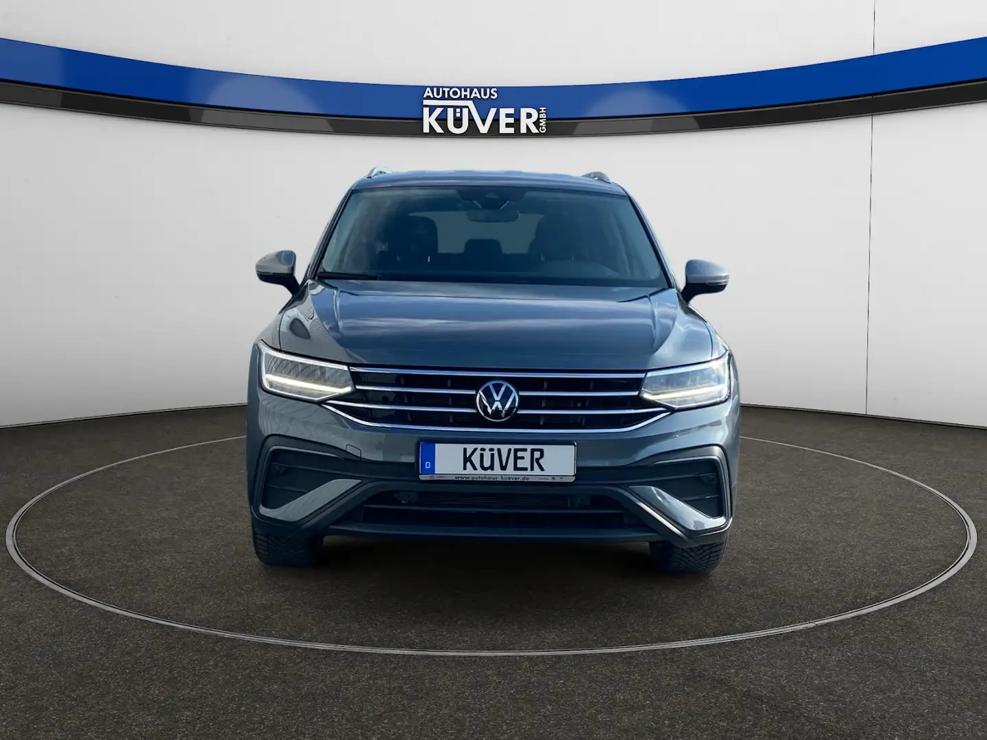 Volkswagen Tiguan Allspace Move 1,5 TSI DSG Navi+AHK+ACC+17 Grau - 2