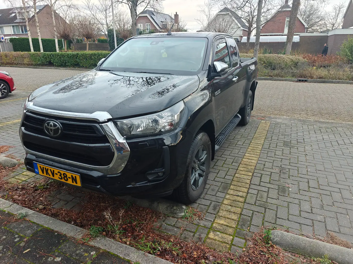 Toyota Hilux Hilux 2.4 D-4D XC Prof. Negru - 1