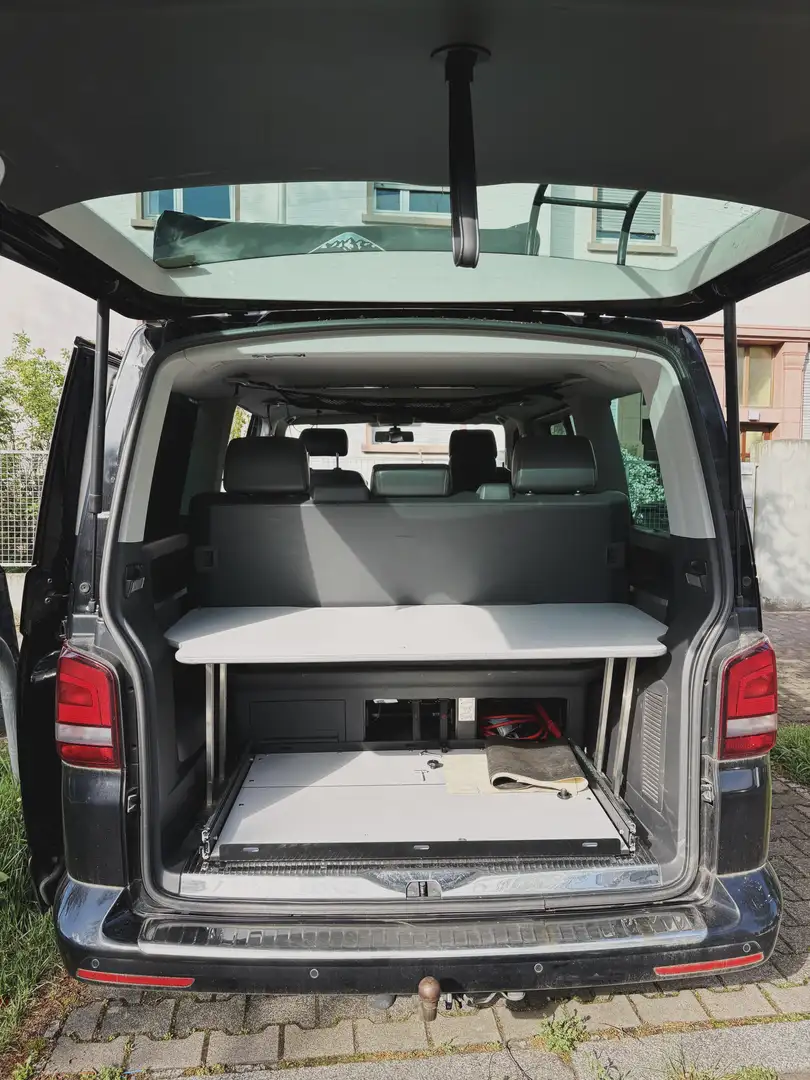 Volkswagen T5 Multivan Mulitvan Life (neuer motor) mit Campingausrüstung Schwarz - 2