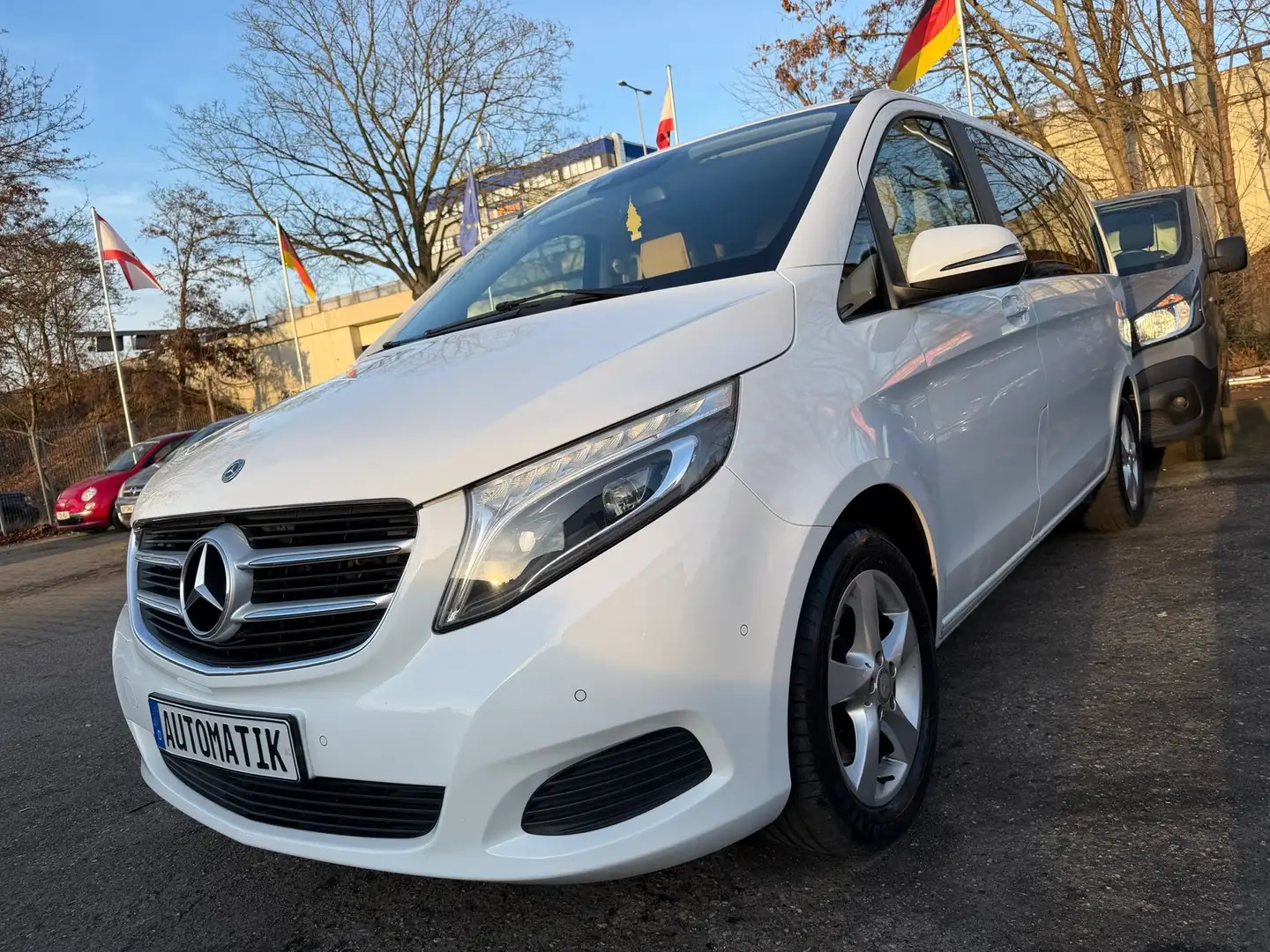Mercedes-Benz V 220 Automatik *Tüv 07/27 Weiß - 2
