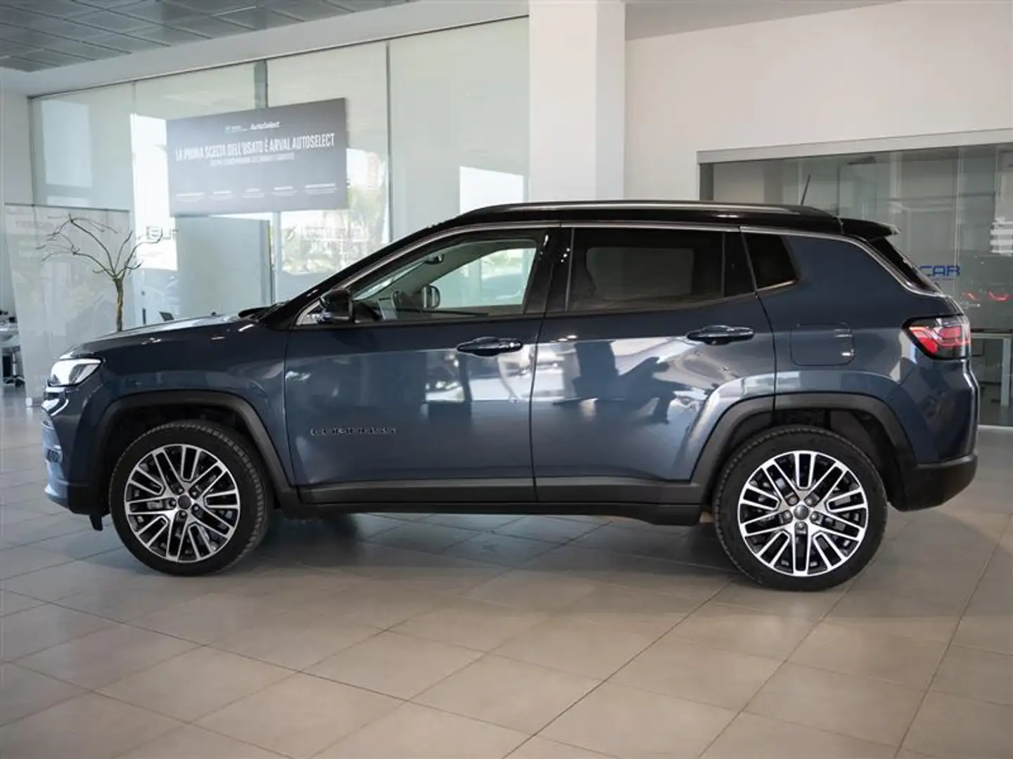 Jeep Compass Limited Plug-In Hybrid 1.3 T4 130Cv 36 mesi garanzia Bleu - 2