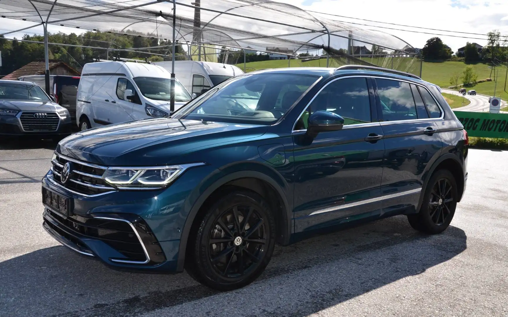 Volkswagen Tiguan Tiguan 1,4 TSI eHybrid R-Line DSG MATRIX VIRTUAL HEAD-UP 1.BESITZ Blau - 2
