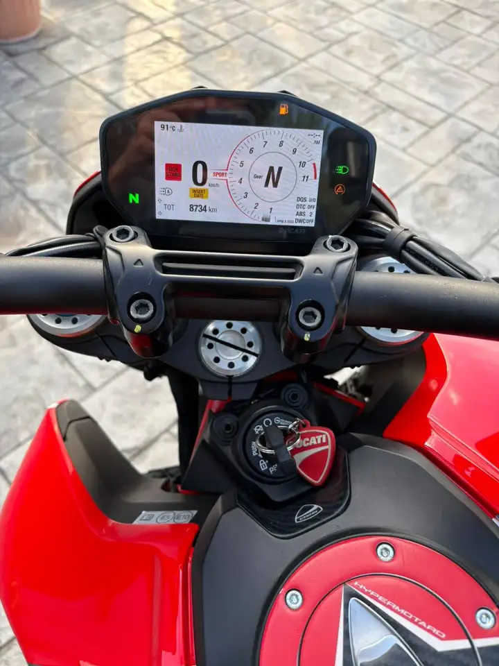 Ducati Hypermotard 950
