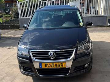 Touran 1.9 TDI DPF DSG Highline