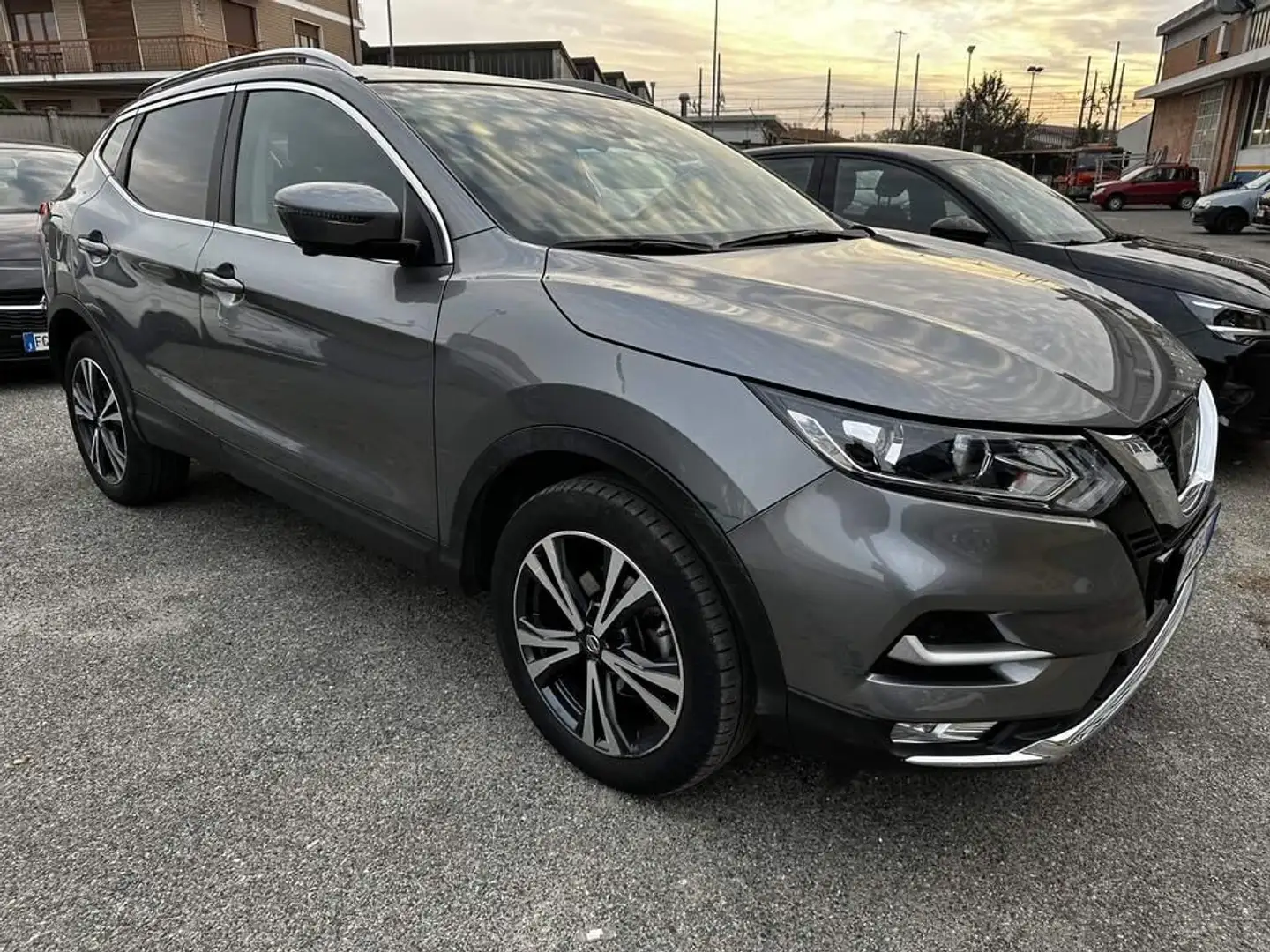 Nissan Qashqai 1.2 dig-t N-Connecta 115cv + Tetto panoramico Grigio - 2